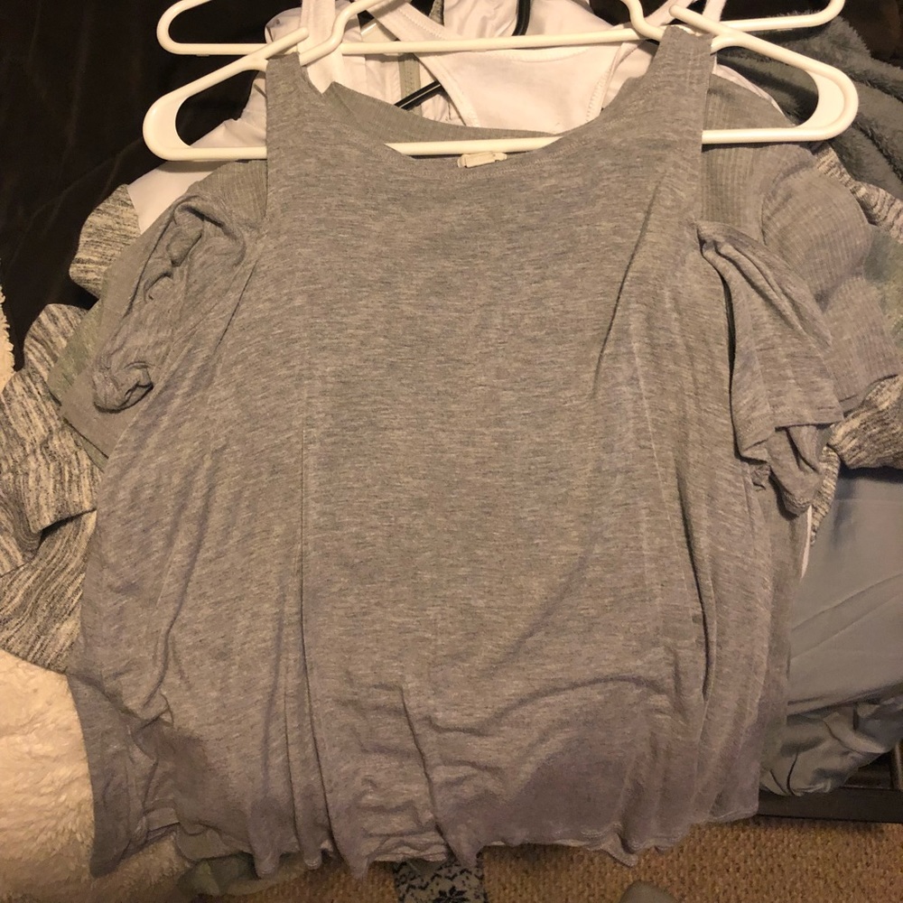 very cute cut shoulder shirt